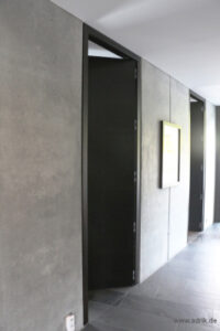 Tuer mit sichtbarer Zarge