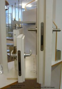 e-102-tapetentuer